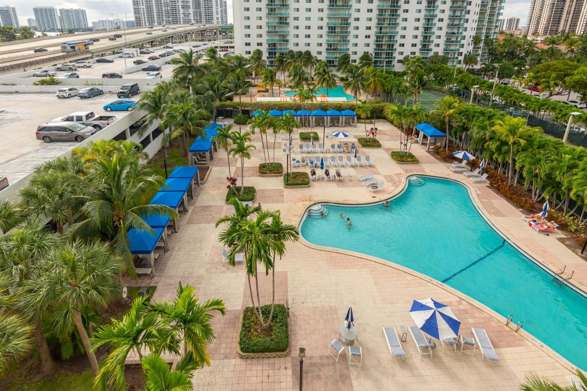 Ocean Reserve Sunny Isles Beach Exterior foto